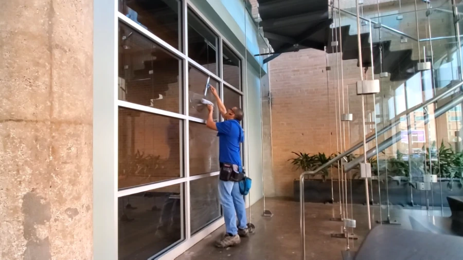 Commertial Window Cleaning San Clemente