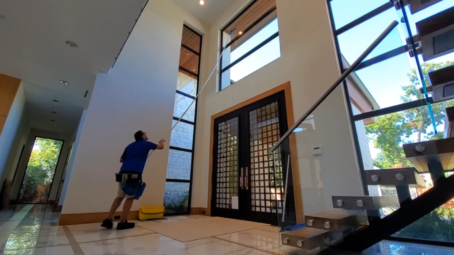 Interior residential window cleaning service in a San Clemente, CA home